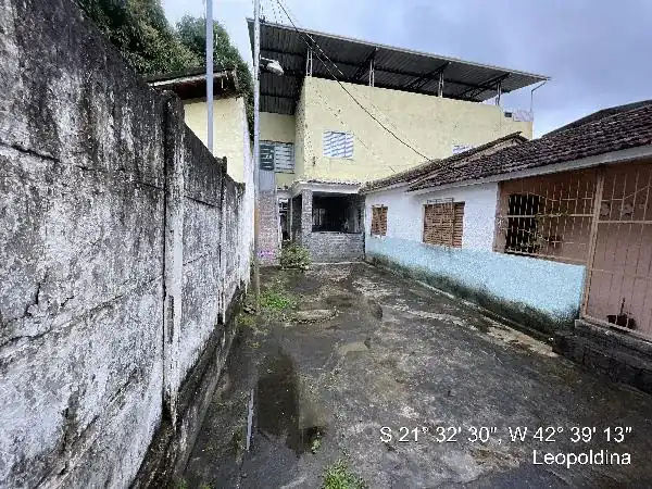 Casa em QUINTA RESIDENCIA, LEOPOLDINA - MG