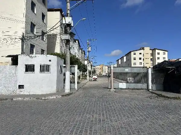 Apartamento em TOMBA, FEIRA DE SANTANA - BA
