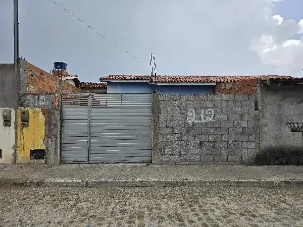 Casa em PEDRA FERRADA, FEIRA DE SANTANA - BA
