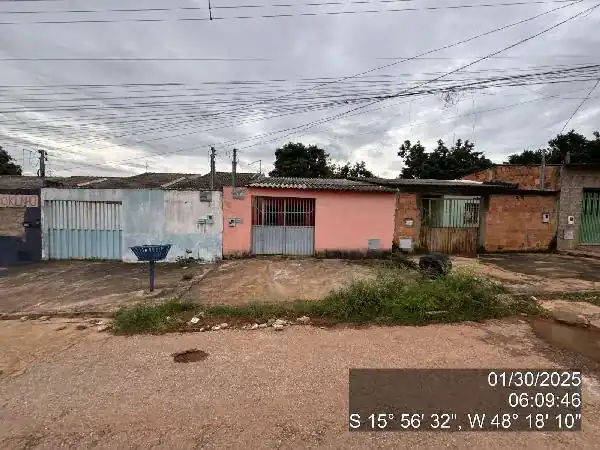 Casa em JARDIM ANA BEATRIZ II, SANTO ANTONIO DO DESCOBERTO - GO