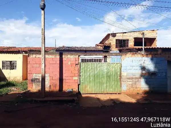 Casa em PARQUE ESTRELA DALVA IX, LUZIANIA - GO