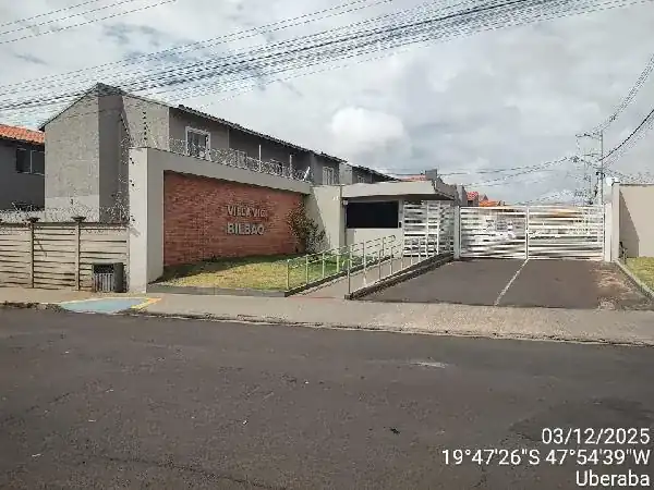 Apartamento em CONJUNTO CHICA FERREIRA, UBERABA - MG