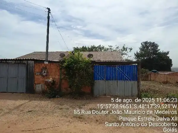 Casa em PARQUE ESTRELA DALVA XII, SANTO ANTONIO DO DESCOBERTO - GO