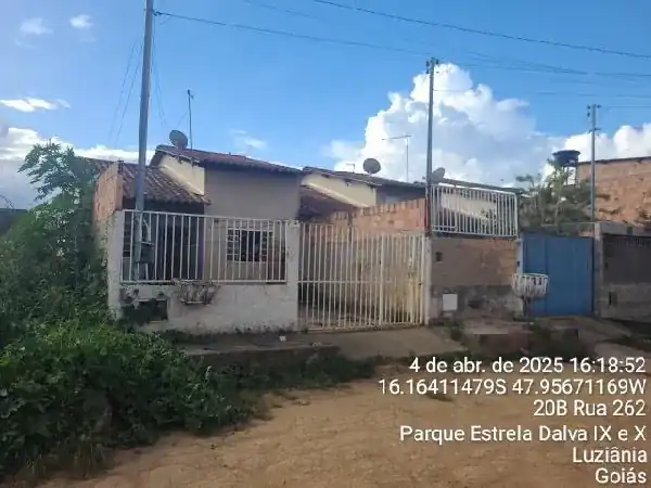 Casa em PARQUE ESTRELA DALVA X, LUZIANIA - GO