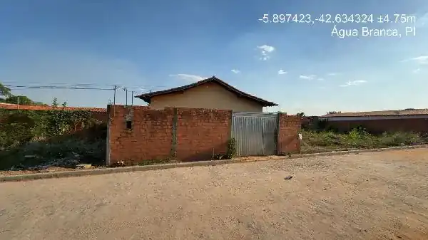 Casa em BULUNGÃO, AGUA BRANCA - PI