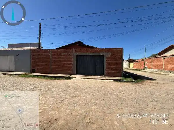 Casa em SANTA INES, DEMERVAL LOBAO - PI