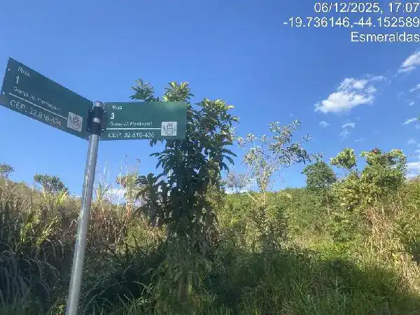 Terreno em VALE DAS ESMERALDAS 3 (MELO VIANA), ESMERALDAS - MG