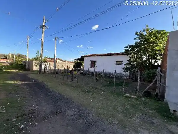 Casa em CENTRO, DEMERVAL LOBAO - PI