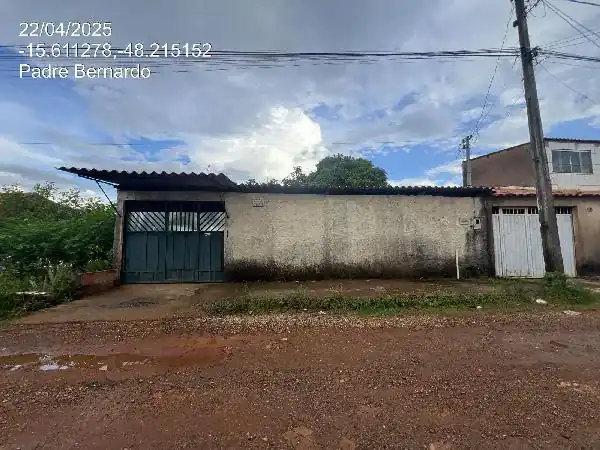 Casa em OURO VERDE, PADRE BERNARDO - GO
