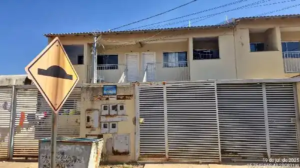 Apartamento em PARQUE DA BARRAGEM SETOR 12, AGUAS LINDAS DE GOIAS - GO