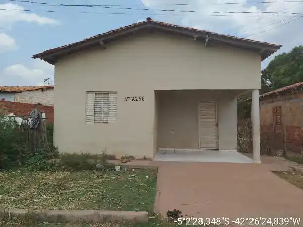 Casa em BAIRRO SANTA INES, ALTOS - PI