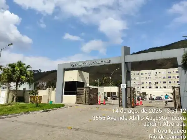Apartamento em COMENDADOR SOARES, NOVA IGUACU - RJ