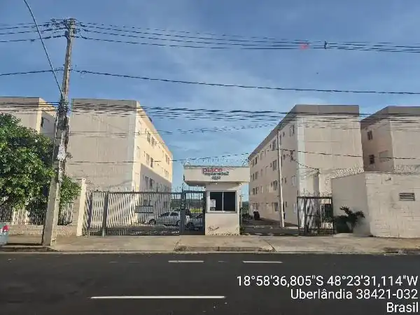 Apartamento em LOTEAMENTO RESIDENCIAL PEQUIS, UBERLANDIA - MG