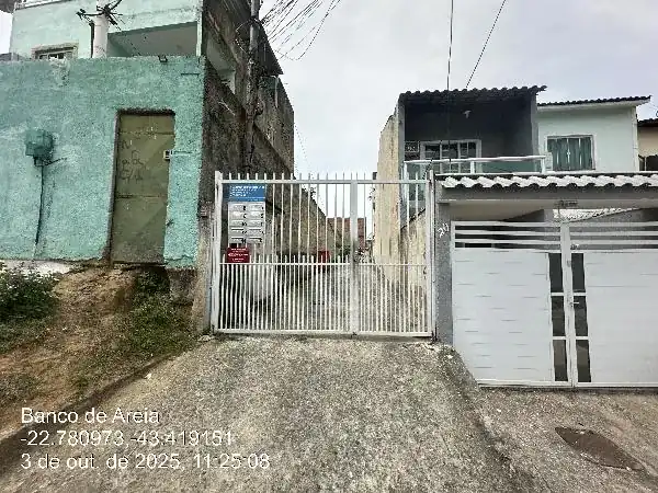 Casa em BANCO DE AREIA, MESQUITA - RJ