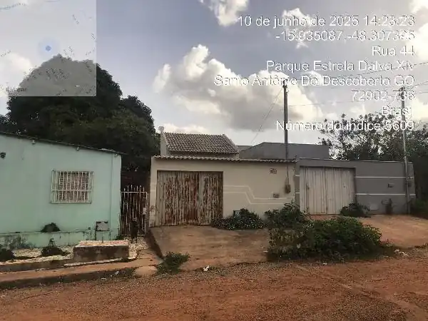 Casa em PARQUE ESTRELA DALVA XV, SANTO ANTONIO DO DESCOBERTO - GO