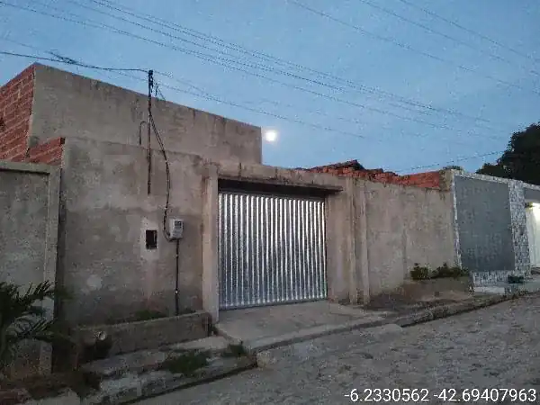 Casa em SANTA TERESINHA, REGENERACAO - PI