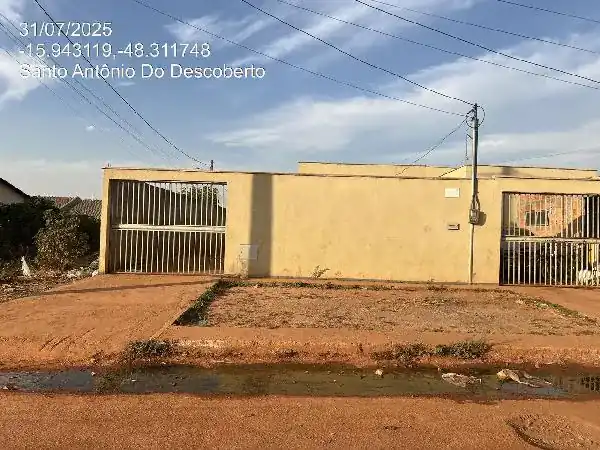 Casa em PQ ESTRELA DALVA XVI, SANTO ANTONIO DO DESCOBERTO - GO