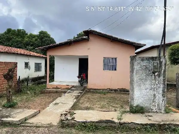 Casa em SÃO LUIS, AGUA BRANCA - PI