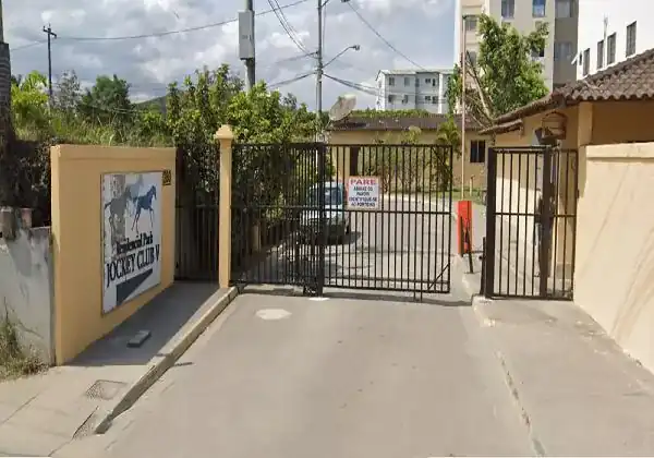 Casa em JOQUEI CLUBE, SAO GONCALO - RJ