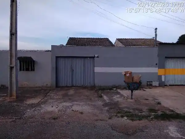 Casa em PARQUE ESTRELA DALVA XII, SANTO ANTONIO DO DESCOBERTO - GO