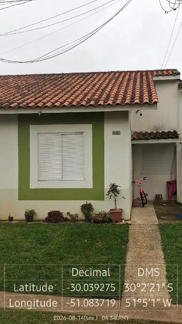 Casa em JARDIM ALGARVE, ALVORADA - RS