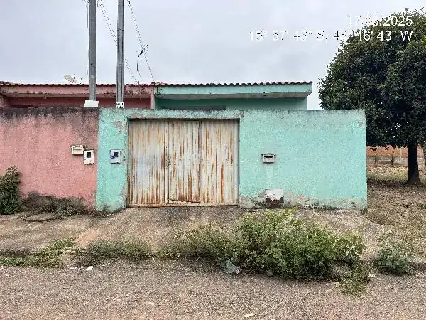 Casa em PARQUE ESTRELA DALVA XI, SANTO ANTONIO DO DESCOBERTO - GO
