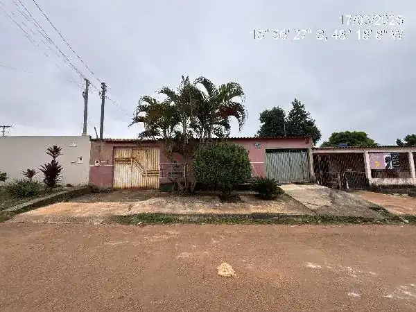 Casa em JARDIM ANA BEATRIZ II, SANTO ANTONIO DO DESCOBERTO - GO