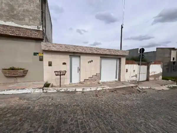 Casa em RENDEIRAS, CARUARU - PE