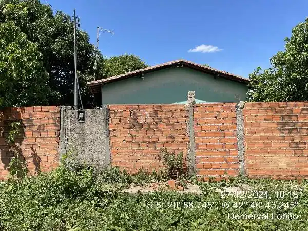 Casa em SANTA INES, DEMERVAL LOBAO - PI