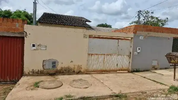 Casa em JARDIM ANA BEATRIZ II, SANTO ANTONIO DO DESCOBERTO - GO