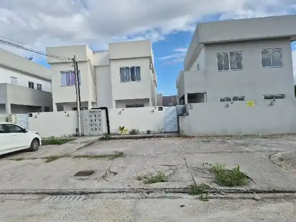 Casa em DO CARMO, QUEIMADOS - RJ