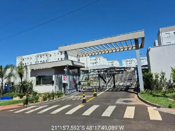 Apartamento em ATHENAS PAULISTA, JABOTICABAL - SP