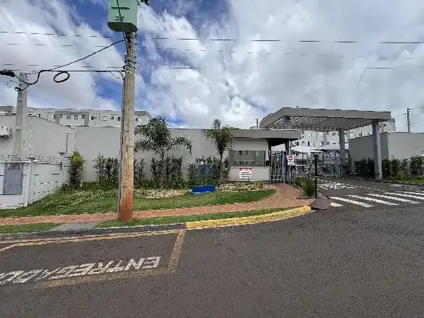 Apartamento em ATHENAS PAULISTA, JABOTICABAL - SP
