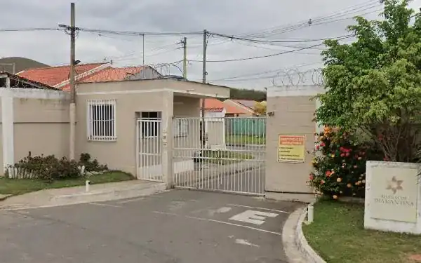 Casa em PALHADA, NOVA IGUACU - RJ