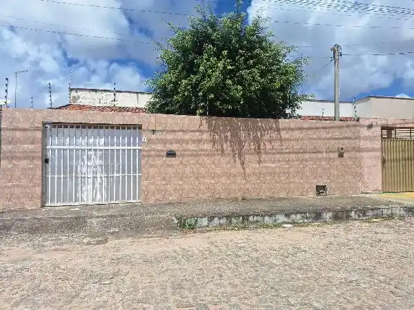 Casa em LOTEAMENTO VILA NOVA, EXTREMOZ - RN