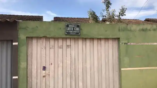 Casa em PARQUE ESTRELA DALVA XII, SANTO ANTONIO DO DESCOBERTO - GO