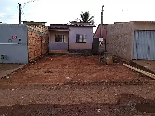 Casa em PARQUE ESTRELA DALVA XVI, SANTO ANTONIO DO DESCOBERTO - GO