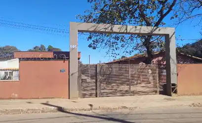 Casa em MATEUS LEME - MG