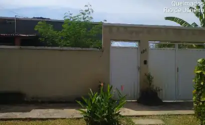 Casa em QUEIMADOS - RJ
