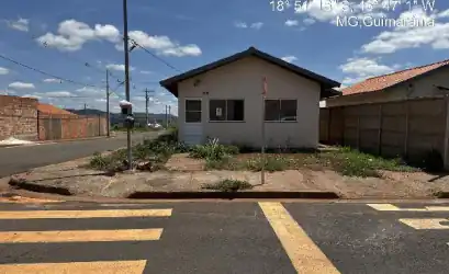 Casa em GUIMARANIA - MG