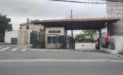 Casa em COTIA - SP
