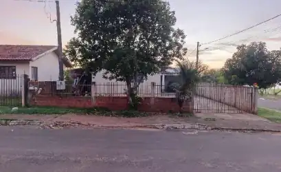 Casa em TUNEIRAS DO OESTE - PR