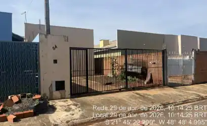 Casa em IBITINGA - SP