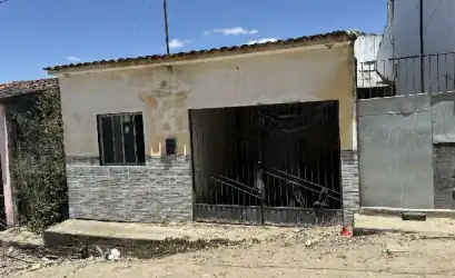 Casa em JUPI - PE