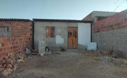 Casa em POCOES - BA