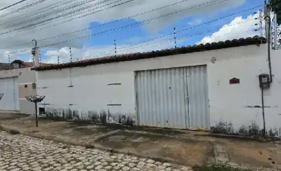 Casa em MOSSORO - RN