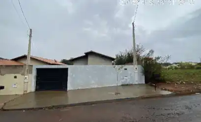 Prédio em COLINA - SP