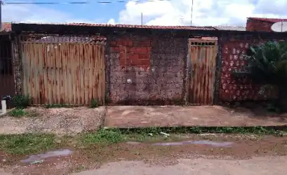 Casa em PADRE BERNARDO - GO
