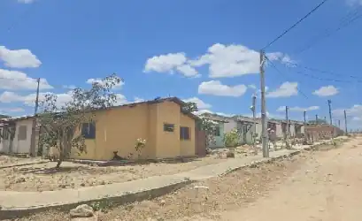 Casa em BEZERROS - PE