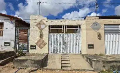 Casa em IACU - BA